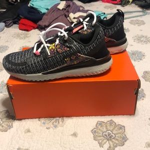 Nike Sneakers with box